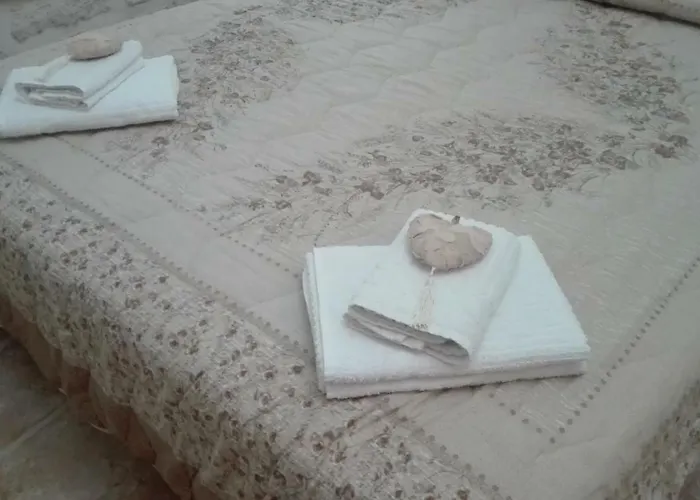 بيت للعطل Due Cuori E Casetta *